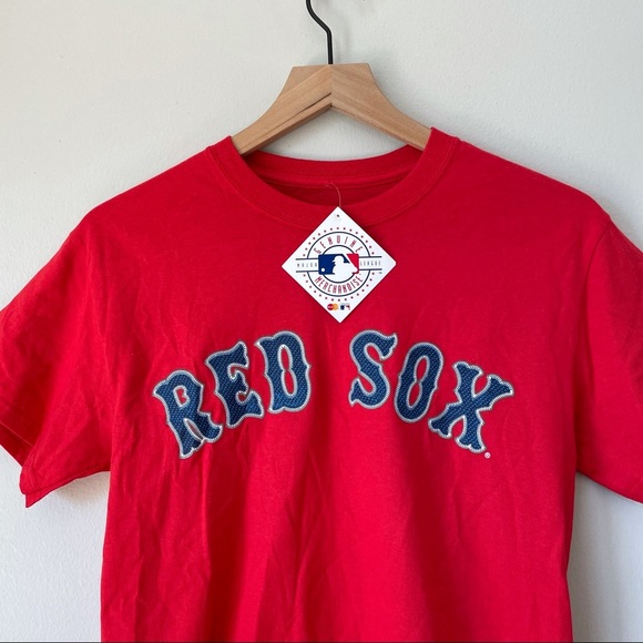 Majestic MLB Red Socks Graphic Tee - Picture 2 of 6